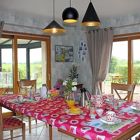 D'hotes Le Clos Fleuri Alojamento de Acomodação e Pequeno-almoço Criel-sur-Mer