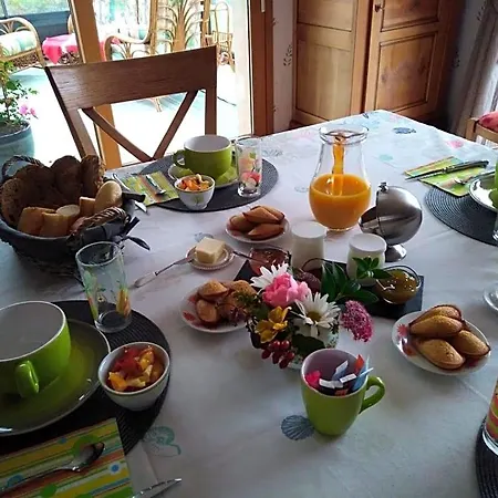 D'hotes Le Clos Fleuri Alojamento de Acomodação e Pequeno-almoço Criel-sur-Mer