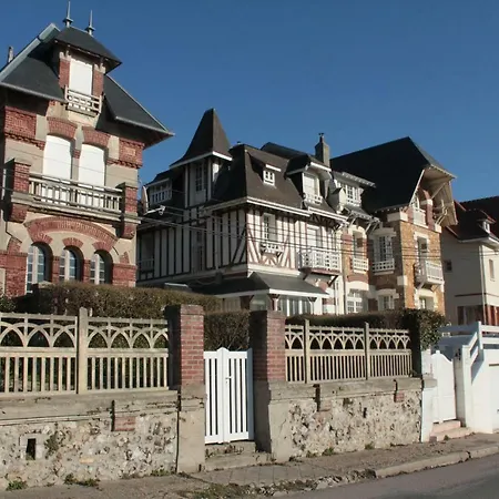 Nocleg ze śniadaniem D'hotes Le Clos Fleuri