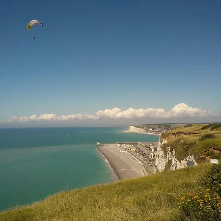 D'hotes Le Clos Fleuri 3*